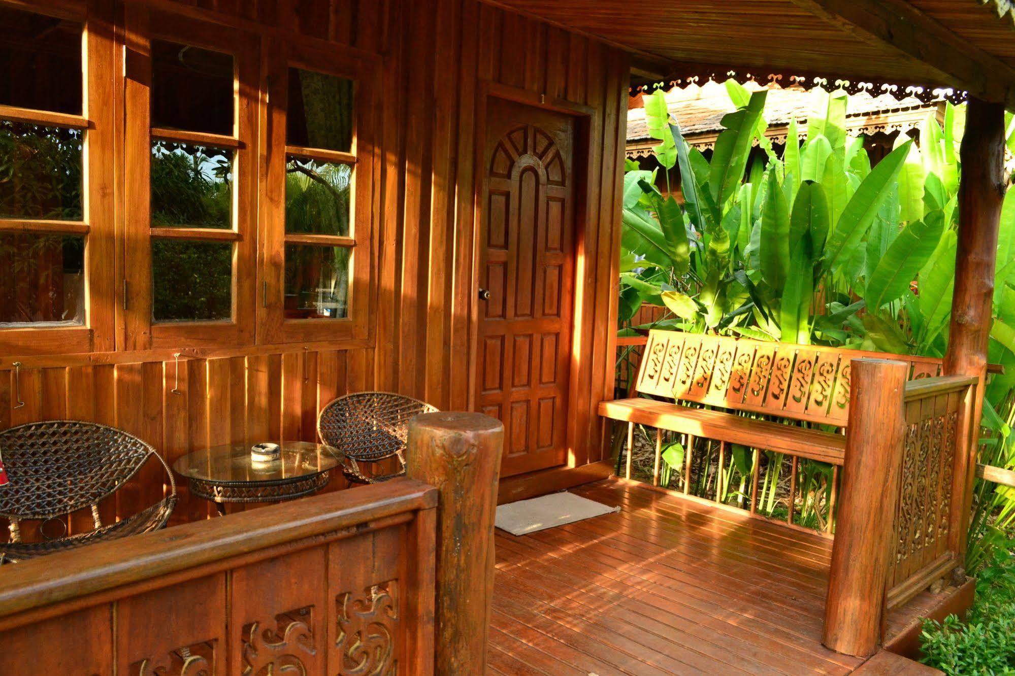 Yuwadee Resort Чалонг Екстериор снимка