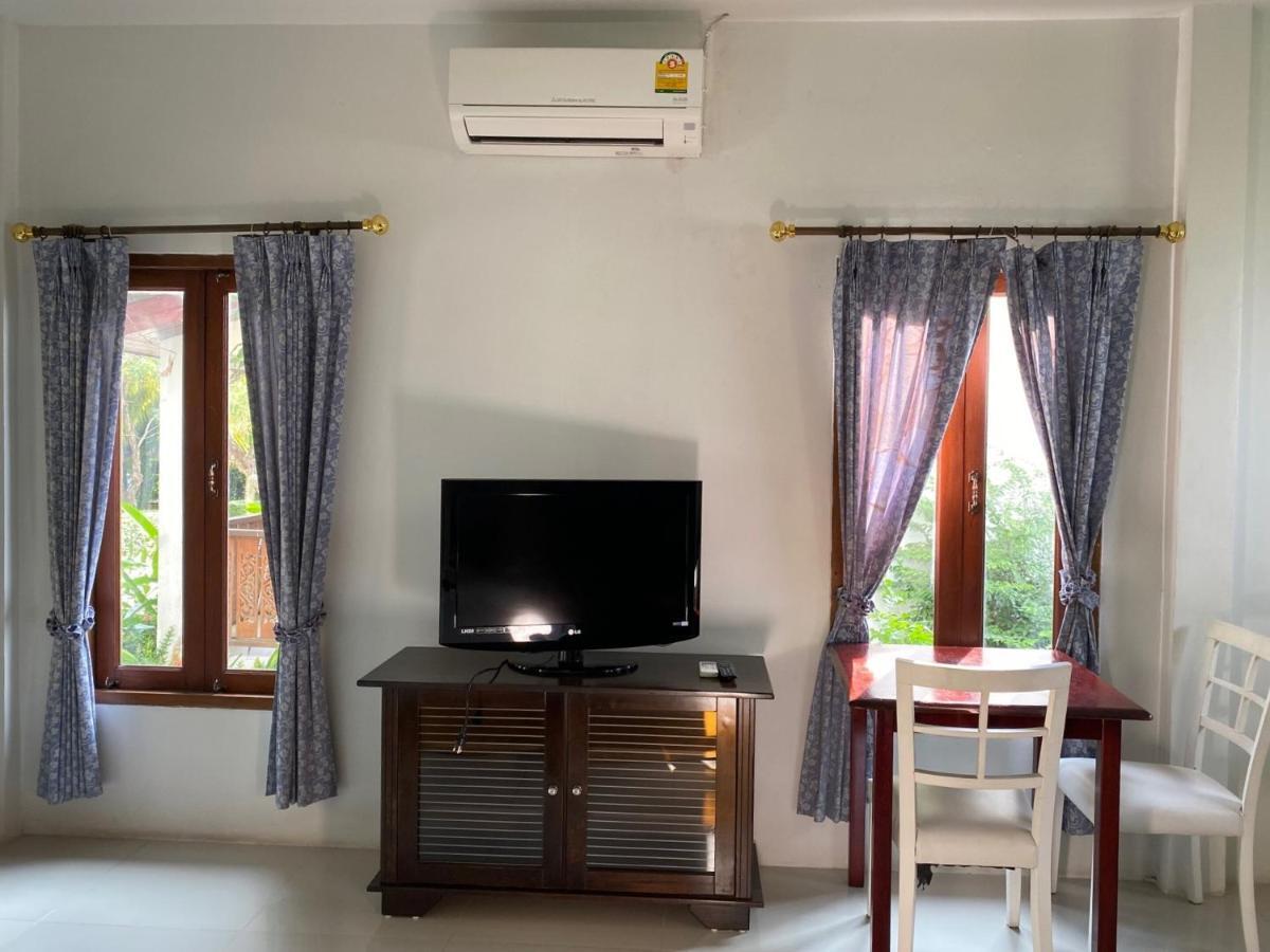 Yuwadee Resort Чалонг Екстериор снимка